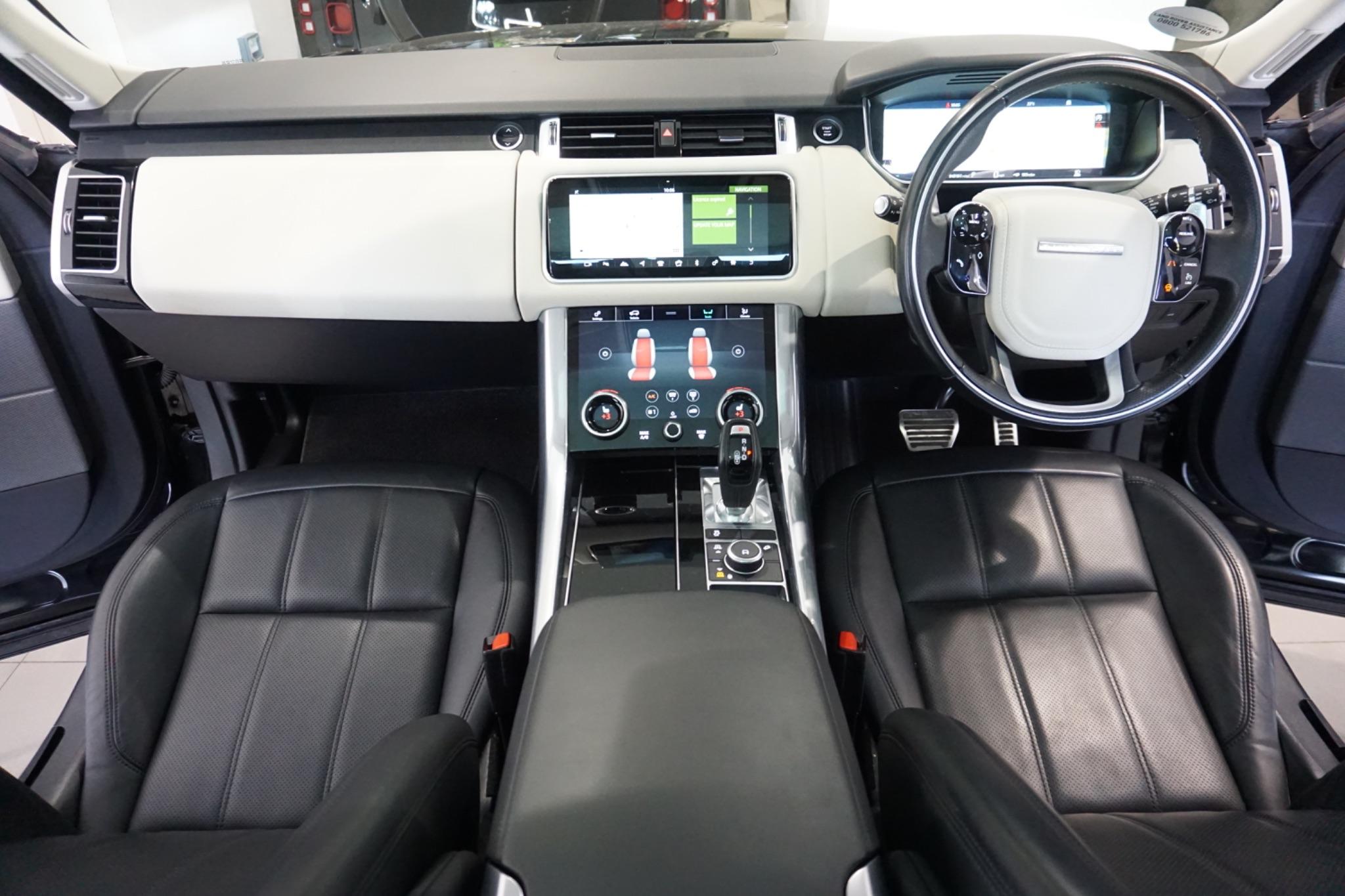 Land Rover Range Rover Sport 3.0 D300 MHEV HSE Silver Auto 4WD Euro 6 (s/s) 5dr